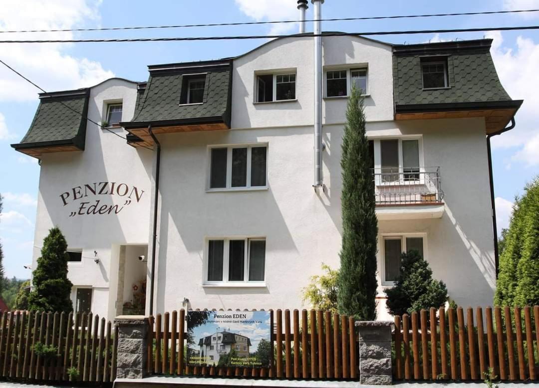 Villa Anastazis - Penzion Eden كارلوفي فاري المظهر الخارجي الصورة